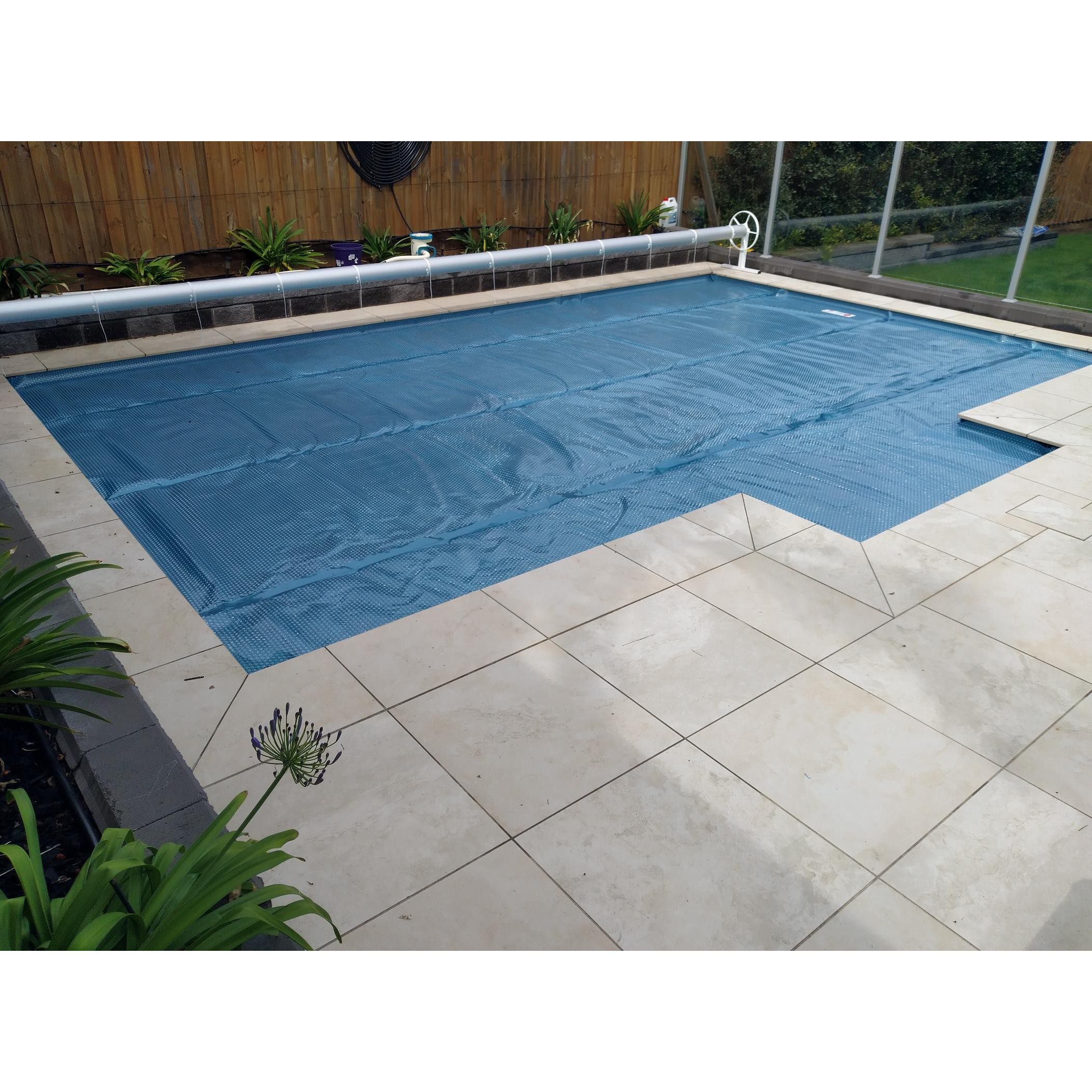 cHJvZHVjdHMvMTI1c3QvU1Qtcm9sbGVyLWFsb25nLWxlbmd0aC1vZi1wb29sLWZvci01MjVUQi1pbi1HcmVlbmhpbGxzLUJlYWNoLU5TVy5wbmc